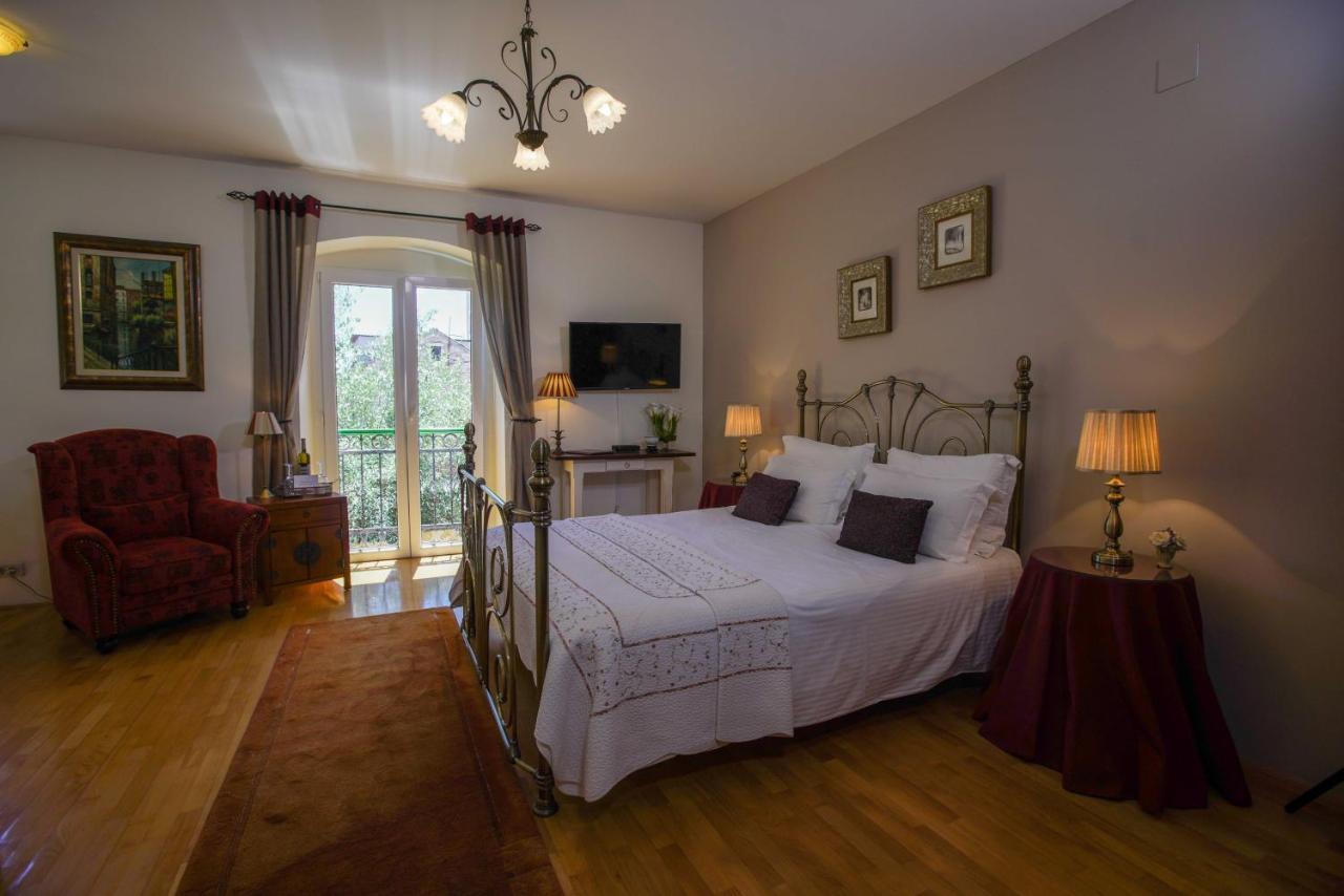 Boutique Guest Accommodation Zephyrus Split Exterior photo